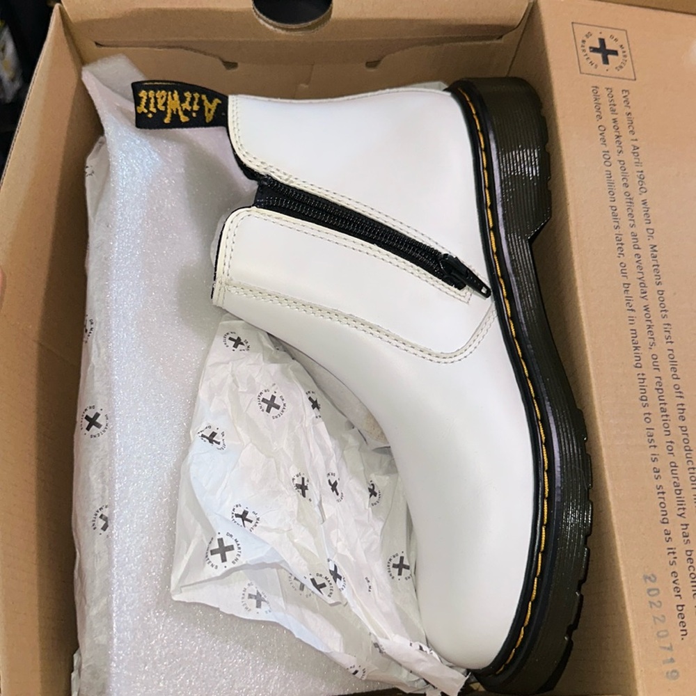 BRAND NEW DR MARTENS